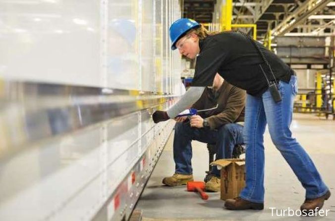 September Trailer Orders Slip 5% After 4 Positive Months